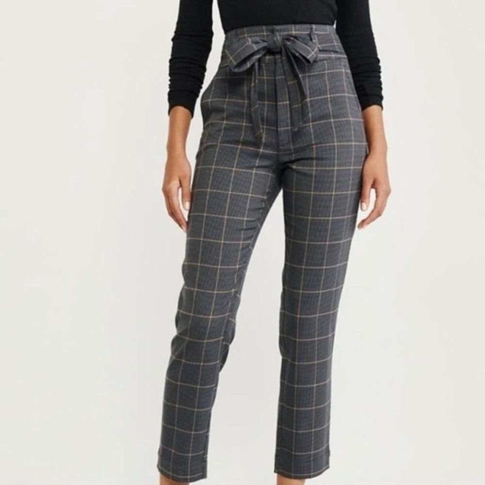 Abercrombie & Fitch Gray High-Waisted Trousers